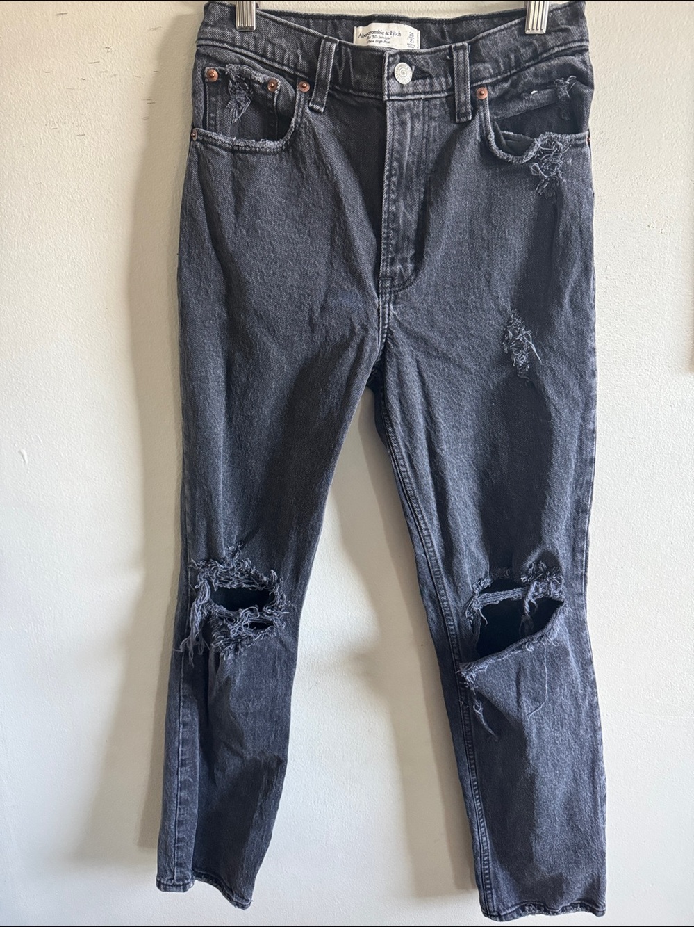Abercrombie & Fitch the 90s straight ultra high rise size 26